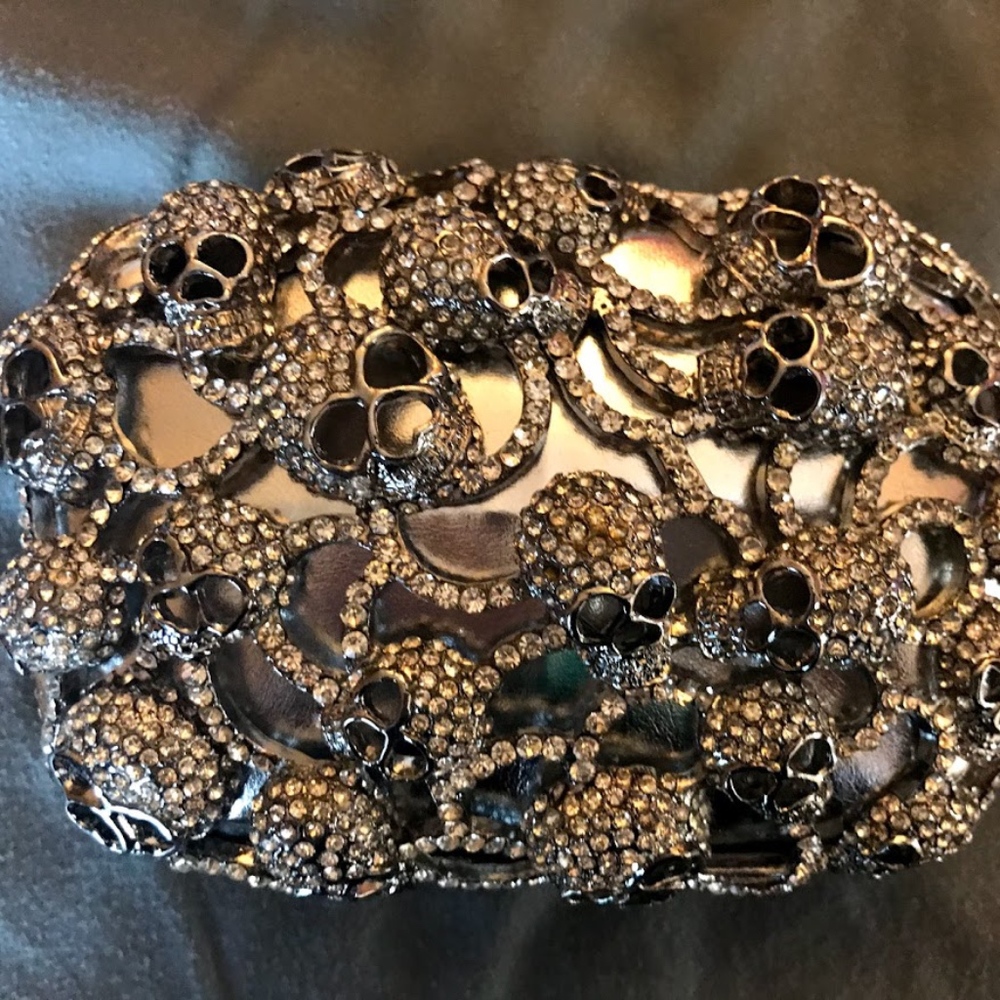 Unique Skull Clutch